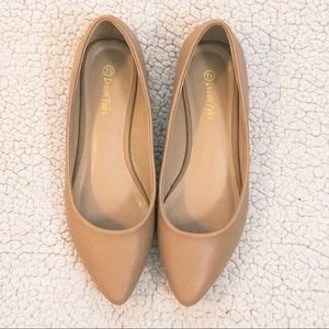 Nude Pointy Flats